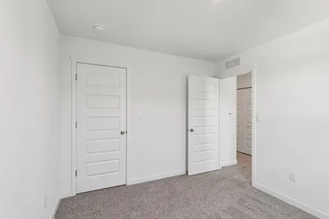 513 Yosemite Way Mundelein IL 60060