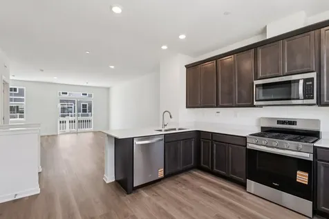 513 Yosemite Way Mundelein IL 60060