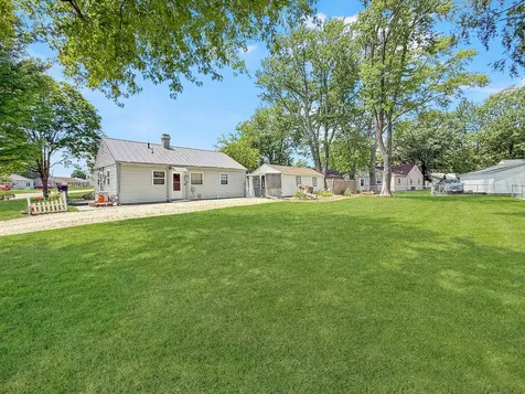1357 Fairlawn Drive Rantoul IL 61866