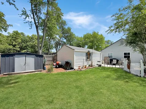 1357 Fairlawn Drive Rantoul IL 61866