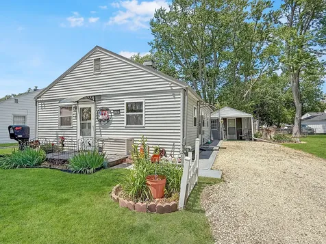 1357 Fairlawn Drive Rantoul IL 61866