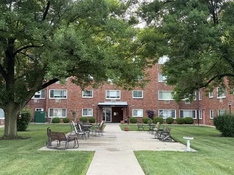 222 Madison Street Joliet IL 60435