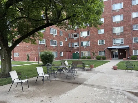 222 Madison Street Joliet IL 60435