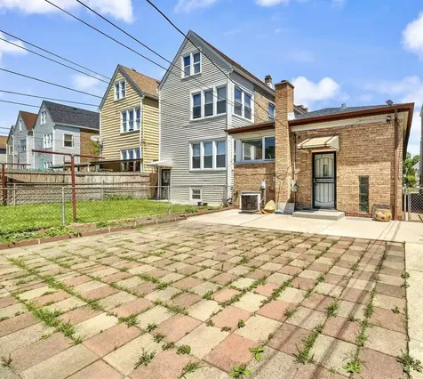 4542 South Mozart Street Chicago IL 60632
