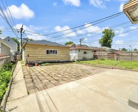 4542 South Mozart Street Chicago IL 60632