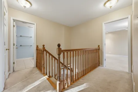 499 Carlsbad Trail Roselle IL 60172