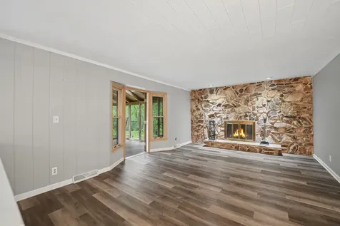3202 Springbrook Road Crystal Lake IL 60012