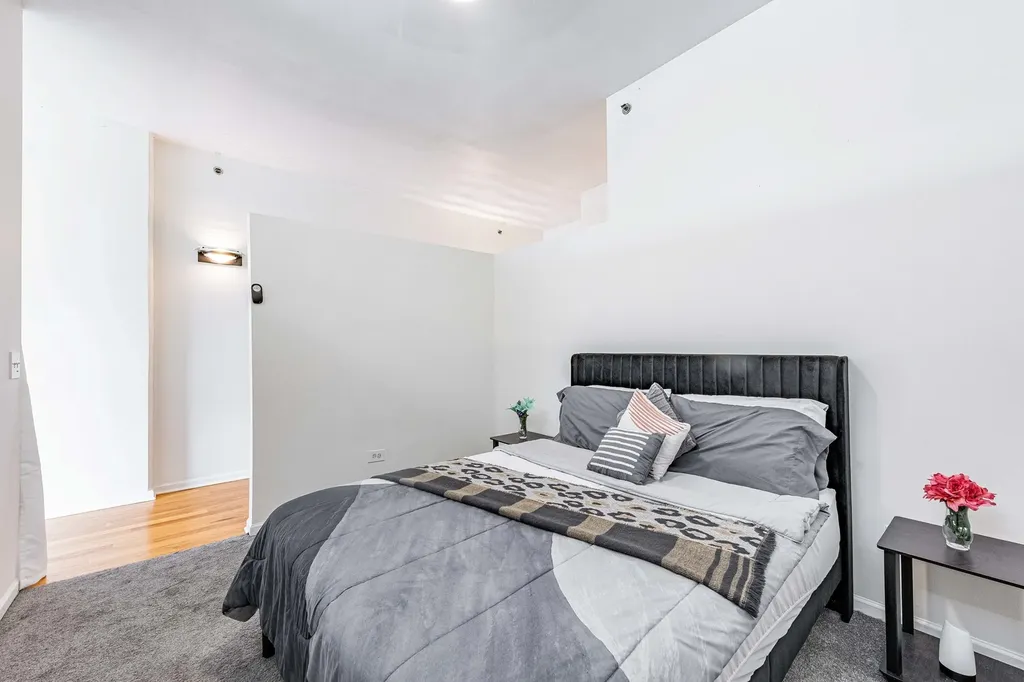 340 West Superior Street Chicago IL 60654