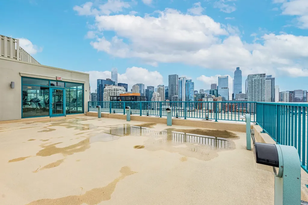 340 West Superior Street Chicago IL 60654