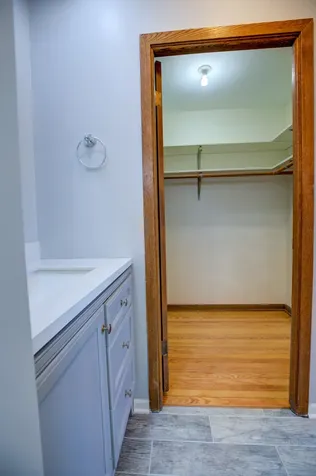 5715 North Cicero Avenue Chicago IL 60646
