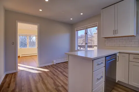 5715 North Cicero Avenue Chicago IL 60646