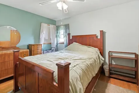 16367 Evans Avenue South Holland IL 60473