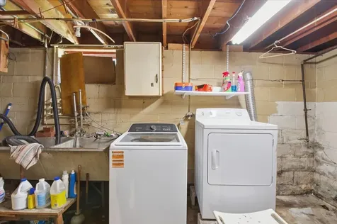 16367 Evans Avenue South Holland IL 60473