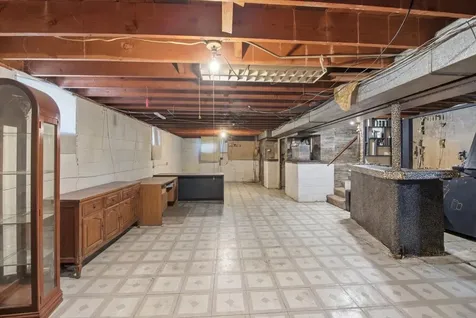 16367 Evans Avenue South Holland IL 60473