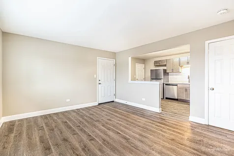 7005 West Gunnison Street Harwood Heights IL 60706