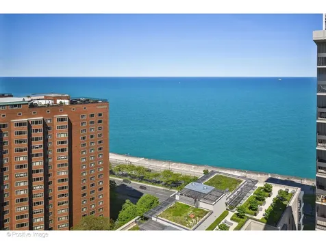 1310 North Ritchie Court Chicago IL 60610
