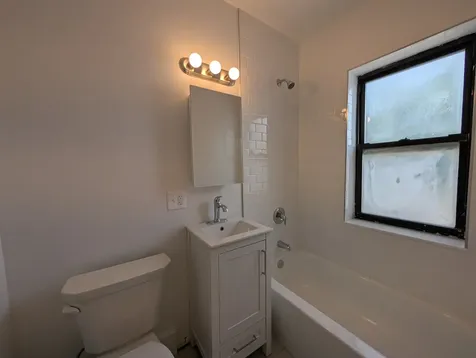 2706 North Spaulding Avenue Chicago IL 60647