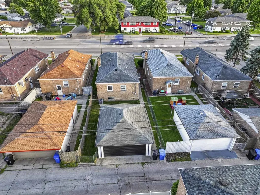 4618 West 87th Street Chicago IL 60652