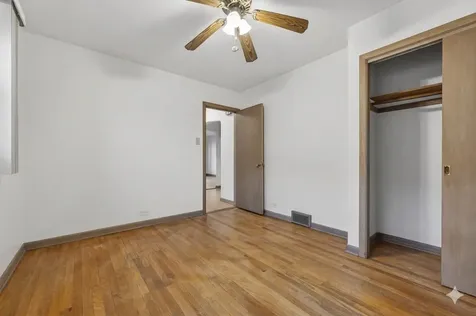 4618 West 87th Street Chicago IL 60652