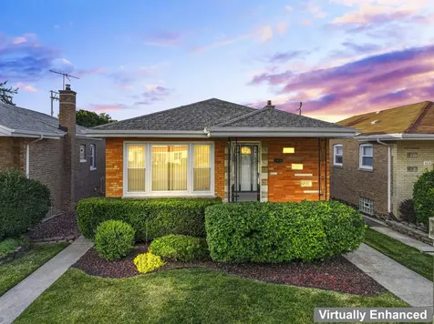 4618 West 87th Street Chicago IL 60652