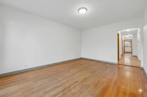 4618 West 87th Street Chicago IL 60652