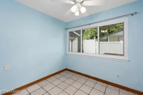 34 Scarsdale Road Montgomery IL 60538