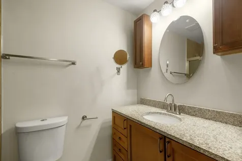 235 Blossom Court Buffalo Grove IL 60089