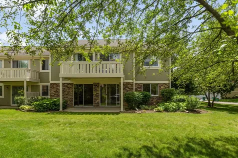 235 Blossom Court Buffalo Grove IL 60089