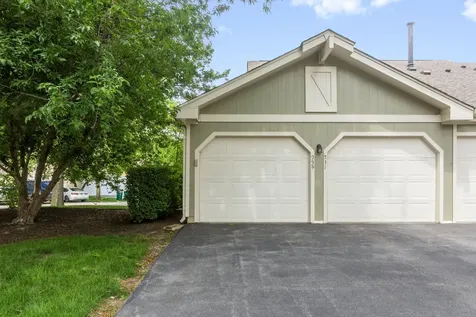 235 Blossom Court Buffalo Grove IL 60089