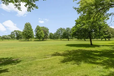 235 Blossom Court Buffalo Grove IL 60089