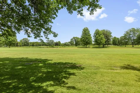 235 Blossom Court Buffalo Grove IL 60089
