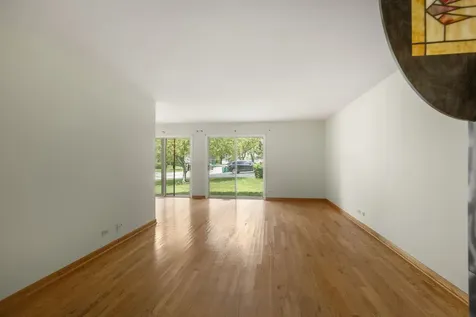 235 Blossom Court Buffalo Grove IL 60089