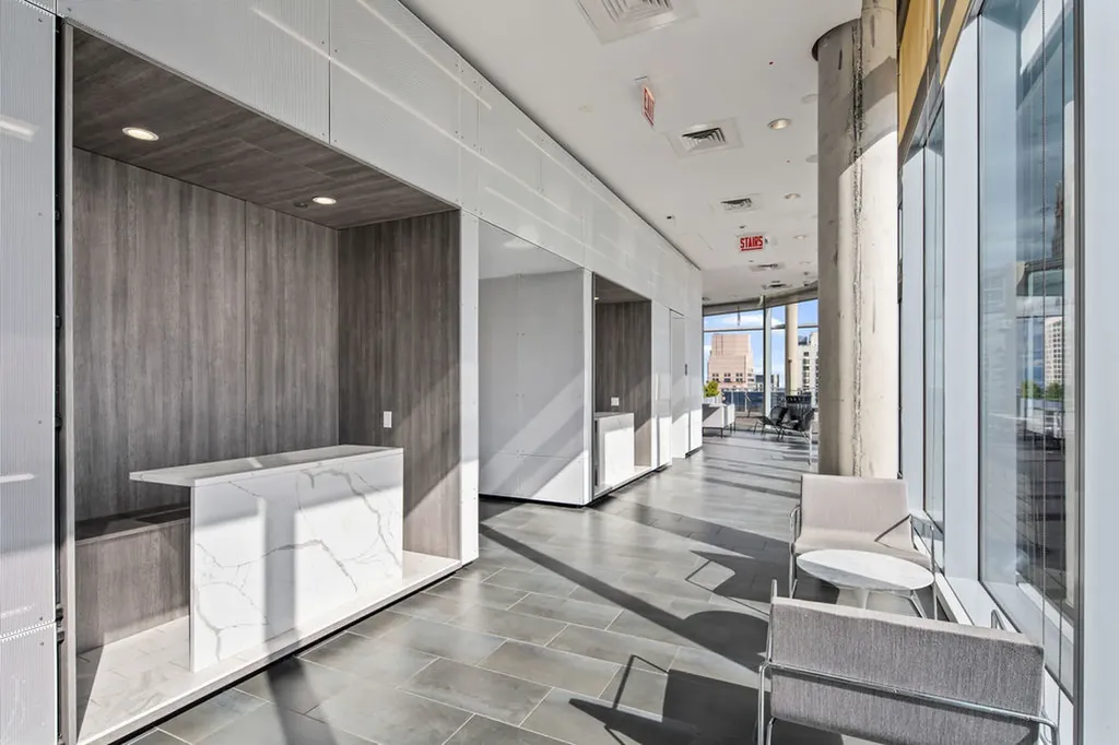 600 North Fairbanks Court Chicago IL 60611
