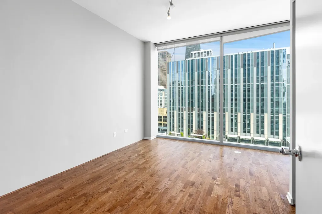 600 North Fairbanks Court Chicago IL 60611
