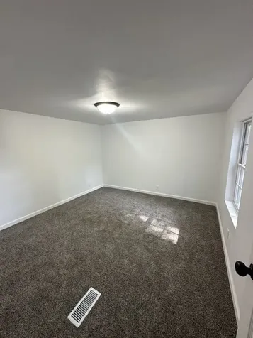 110 North Robert Drive Godley IL 60407
