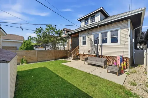 1641 Ridgeland Avenue Berwyn IL 60402