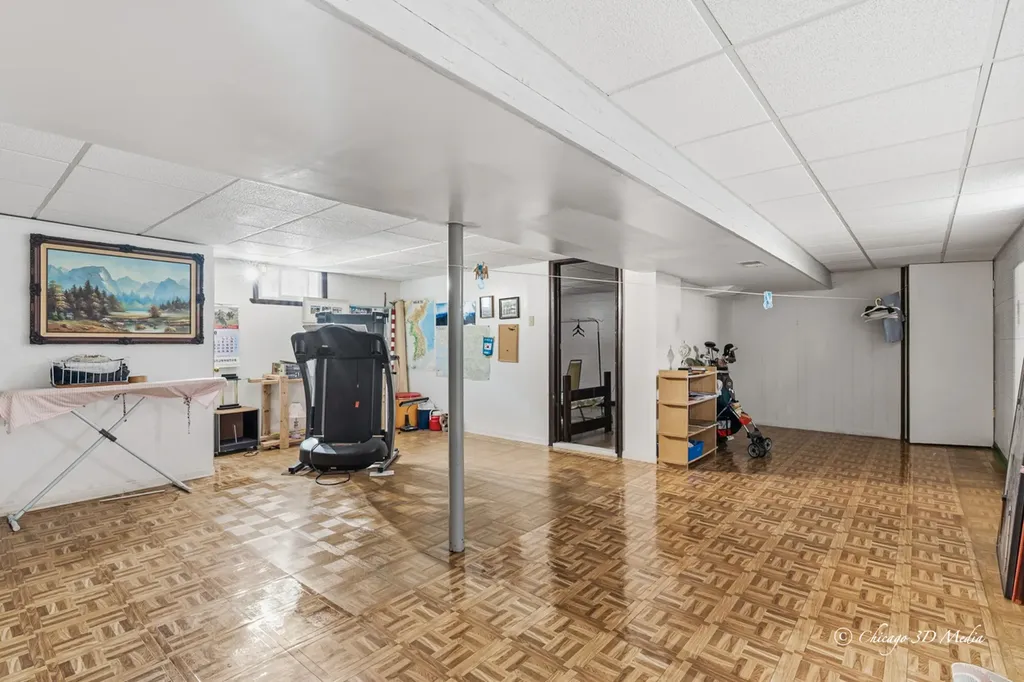 6244 West Foster Avenue Chicago IL 60630