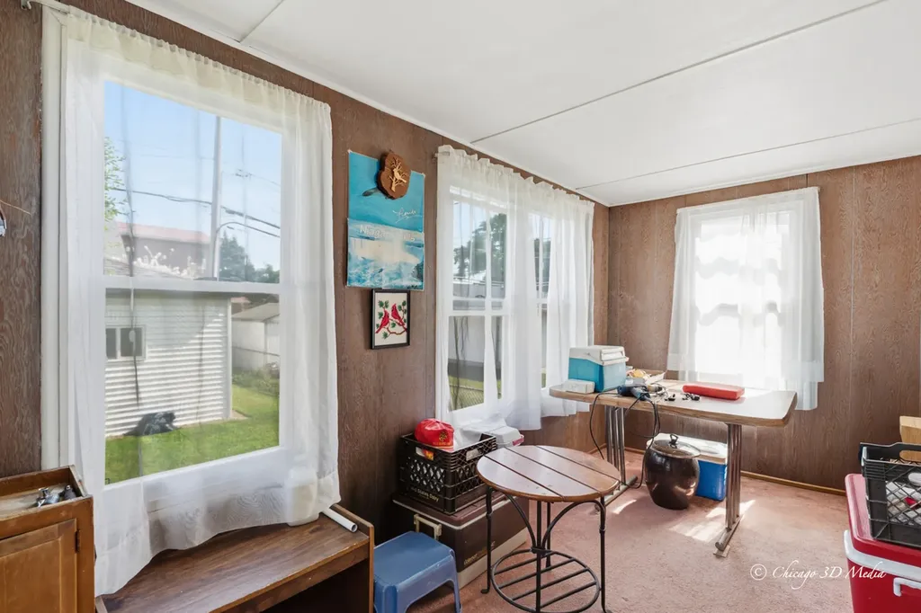 6244 West Foster Avenue Chicago IL 60630