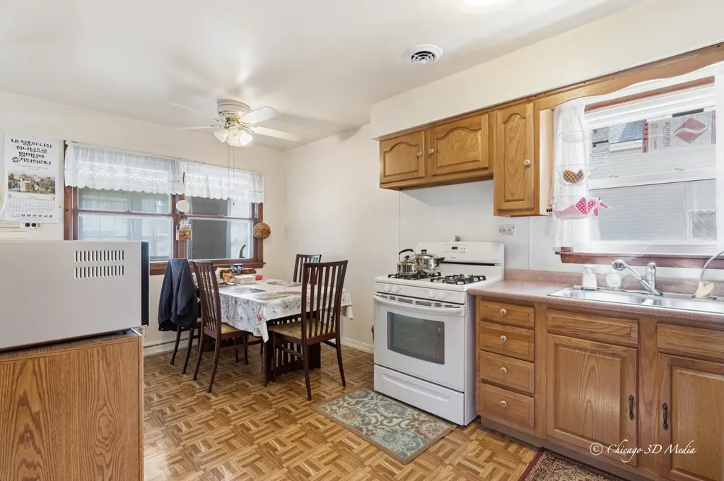 6244 West Foster Avenue Chicago IL 60630