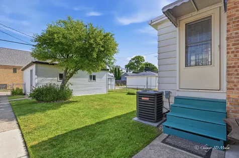 6244 West Foster Avenue Chicago IL 60630