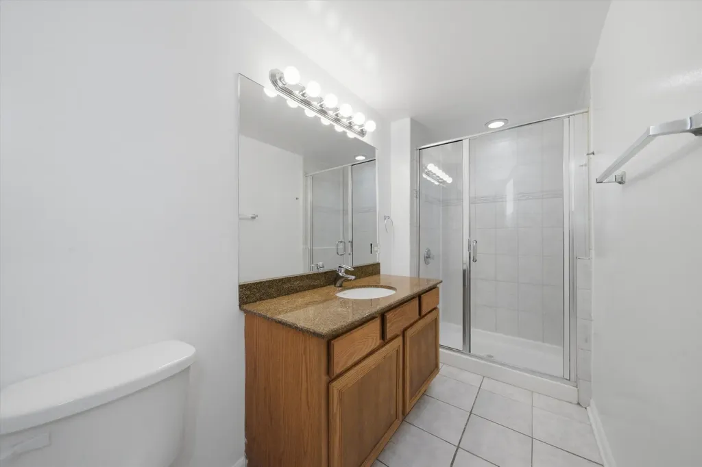 2249 West Monroe Street Chicago IL 60612