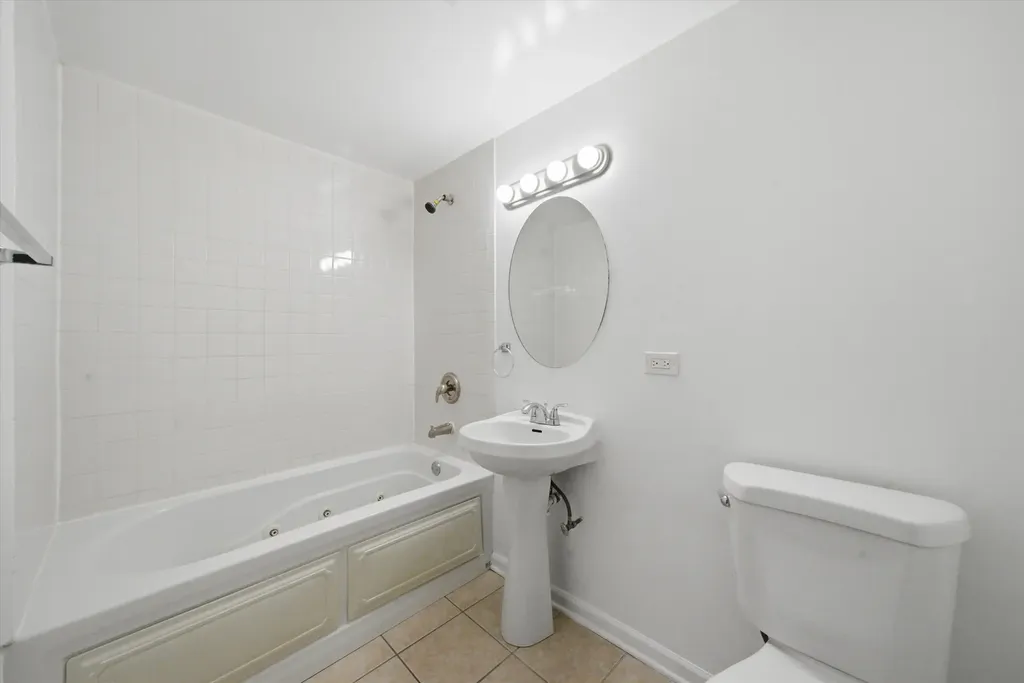 2249 West Monroe Street Chicago IL 60612
