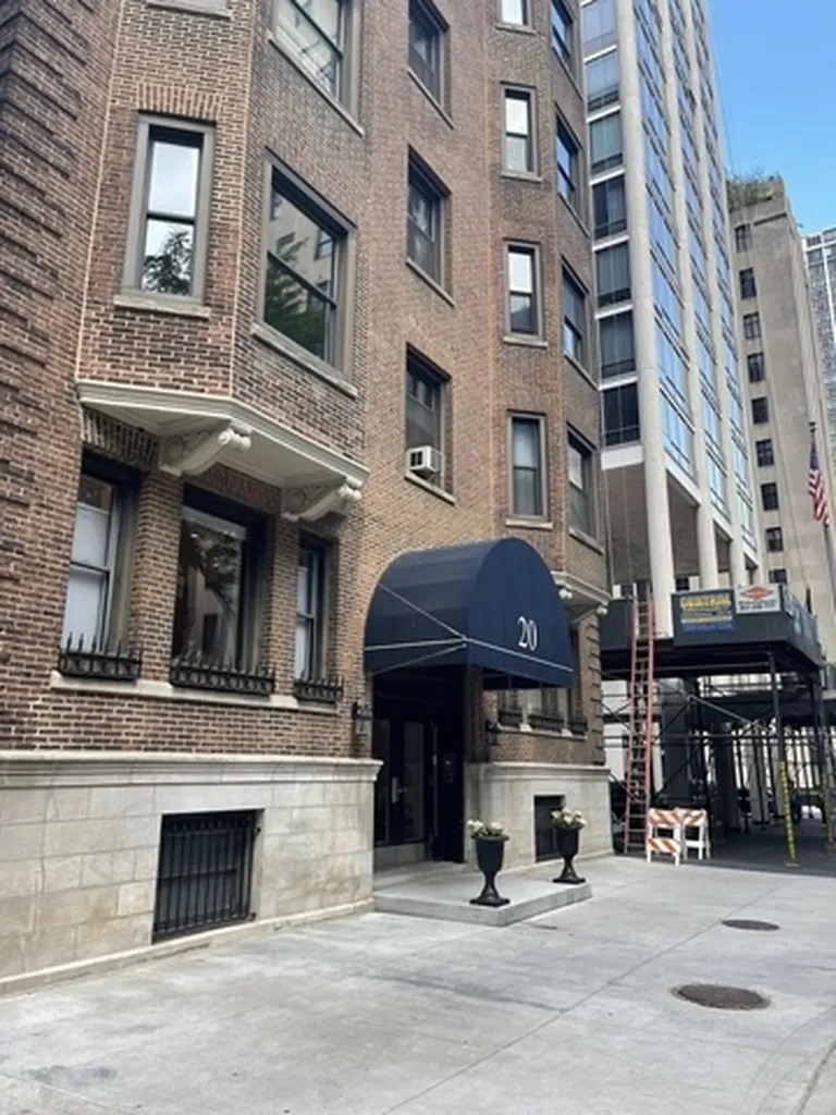 20 East Goethe Street Chicago IL 60610