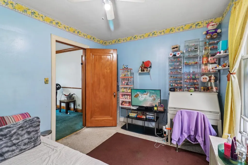 4446 North Lowell Avenue Chicago IL 60630