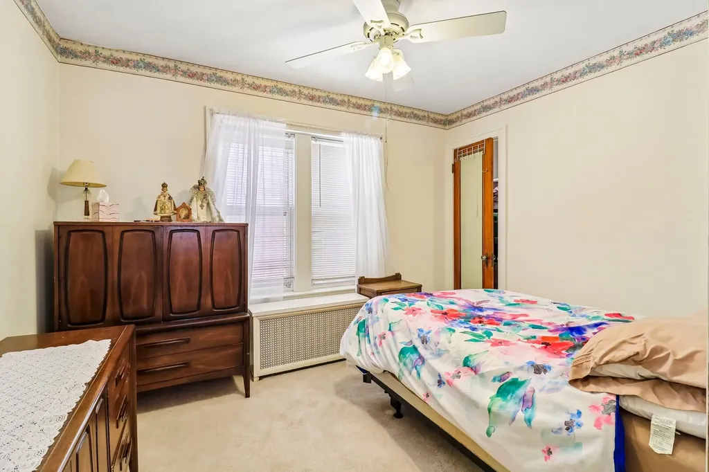 4446 North Lowell Avenue Chicago IL 60630