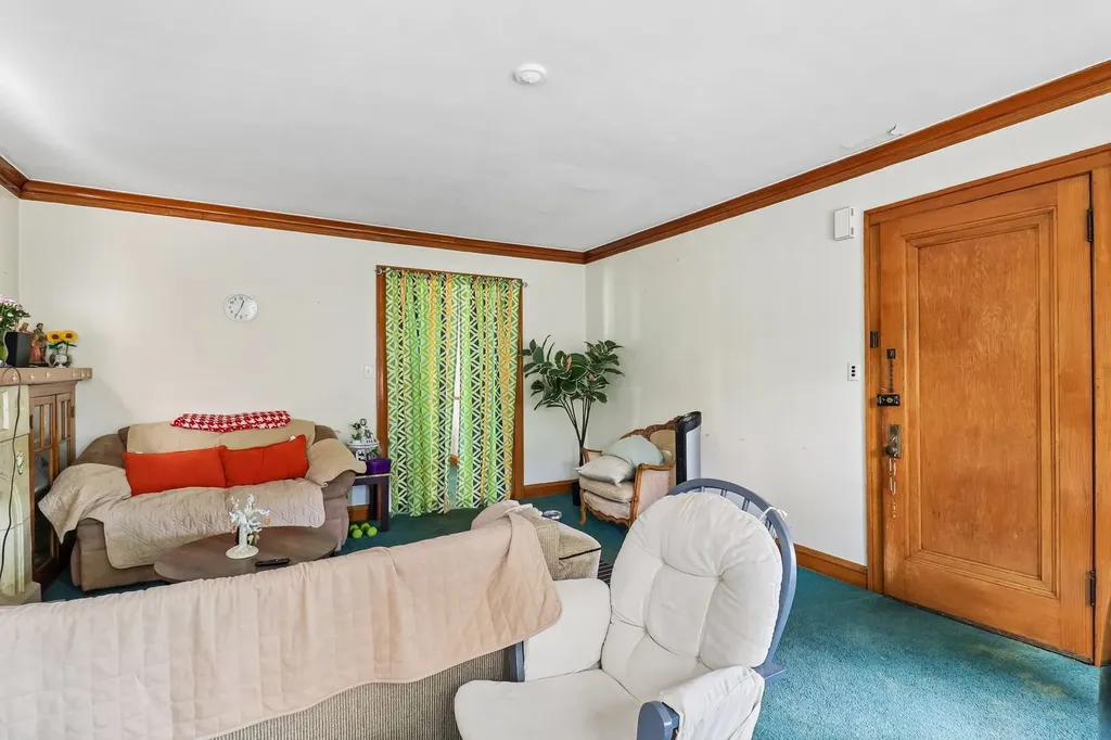 4446 North Lowell Avenue Chicago IL 60630