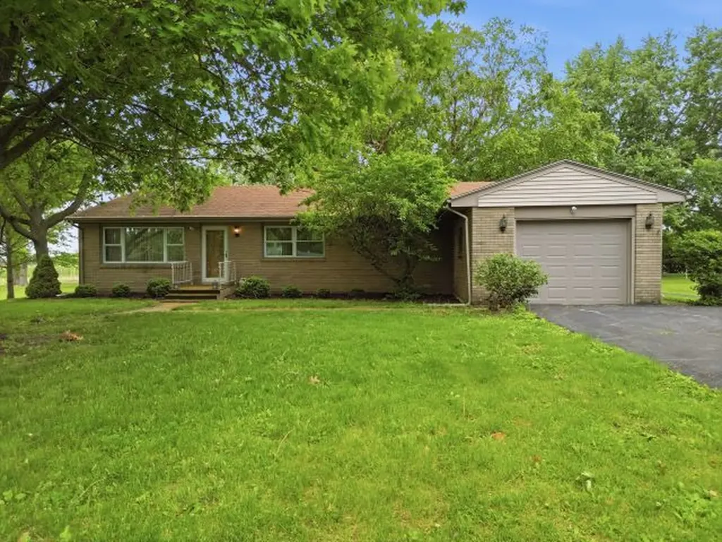 612 West Humphrey Rock Falls IL 61071