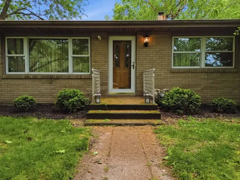 612 West Humphrey Rock Falls IL 61071