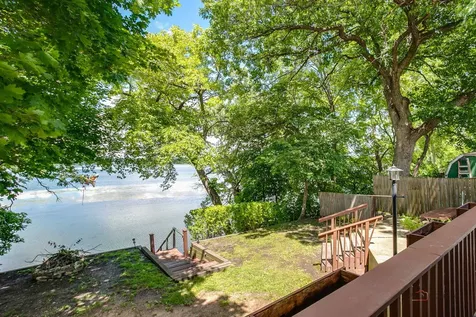 10 East Lake Shore Drive Round Lake Park IL 60073