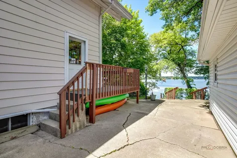 10 East Lake Shore Drive Round Lake Park IL 60073